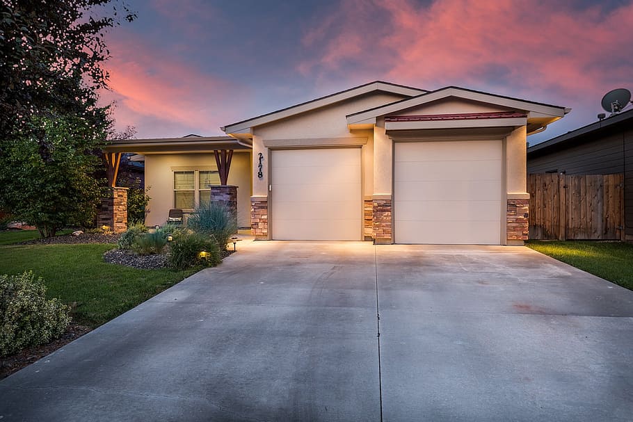 garage door service technician AUSTIN