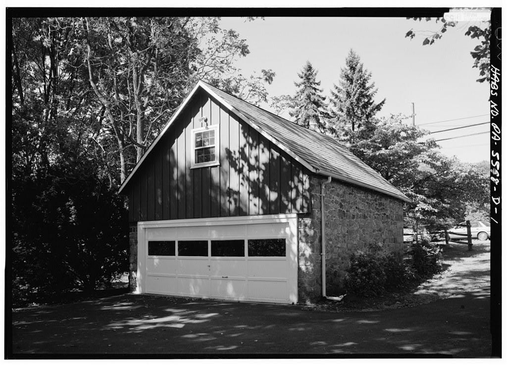 carriage house garage doors in Barton Hills